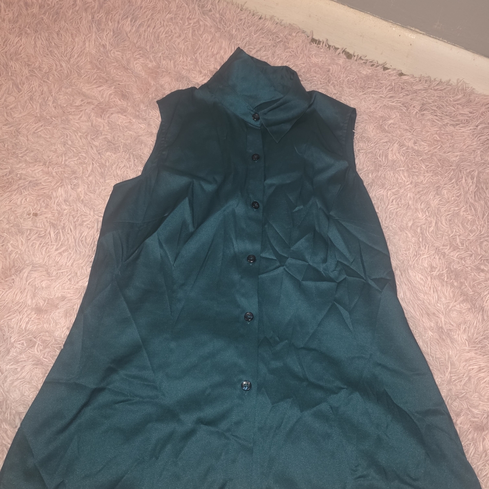 Kasper Sleeveless Dark Teal Button-Down Shirt
